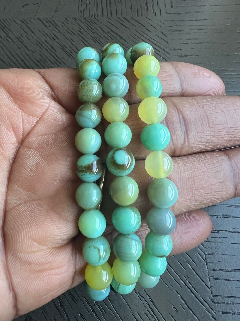 Green agate bracelet 8mm SIZE 6.5’ ( ONE )